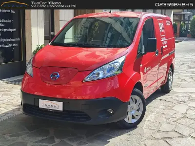 Usata Nissan e-NV200 79 kW (108 CV) 2018 Rosso Monovolume