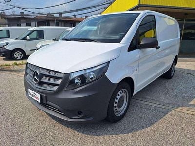 Usata Mercedes Vito 102 CV (75 kW) 2020 Bianco pastello Furgone