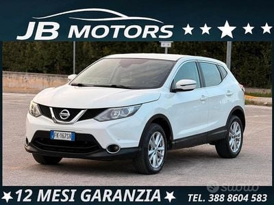 Usata Nissan Qashqai Tekna 110 CV (80 kW) 2015 Bianco SUV