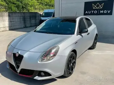 Usata Alfa Romeo Giulietta Exclusive 140 CV (102 kW) 2013 Grigio Utilitaria