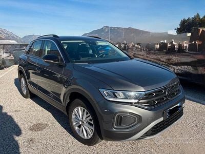 Usata VW T-Roc Edition 110 CV (80 kW) 2022 Grigio SUV