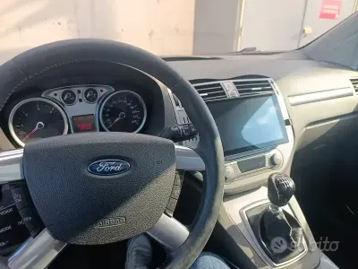 Usata Ford Kuga 136 CV (100 kW) 2009 Grigio SUV