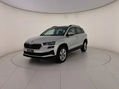 Usata Skoda Karoq Executive 150 CV (110 kW) 2025 Argento brillante metallizzato SUV