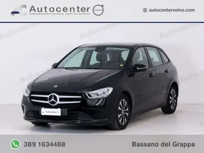 Käytetty Mercedes B160 Executive 109 HP (80 kW) 2021 Musta Tila-auto