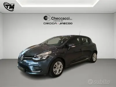 Usata Renault Clio IV Life 75 CV (55 kW) 2019 Grigio Berlina