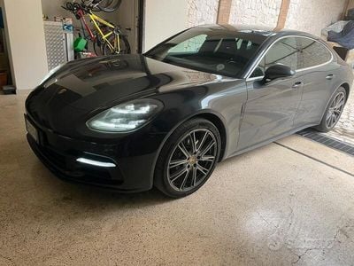 Usata Porsche Panamera 4S 441 CV (324 kW) 2019 Grigio Berlina