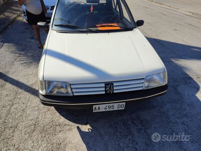 Peugeot 205