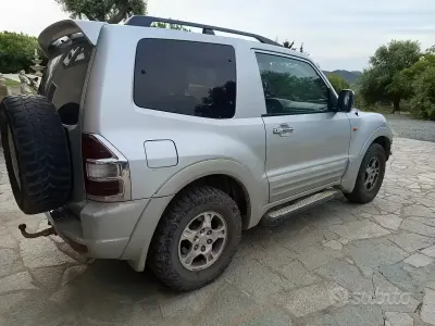 Usata Mitsubishi Pajero 165 CV (121 kW) 2000 SUV