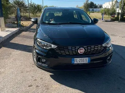 Usata Fiat Tipo 120 CV (88 kW) 2017 Nero Berlina