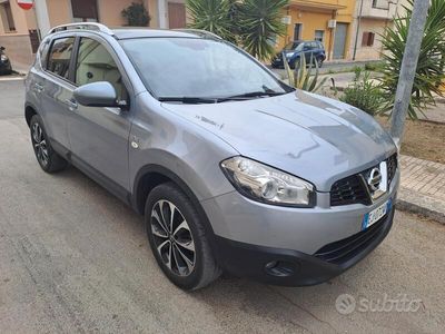 usata Nissan Qashqai 1.5 dci tekna tetto navi barre gara