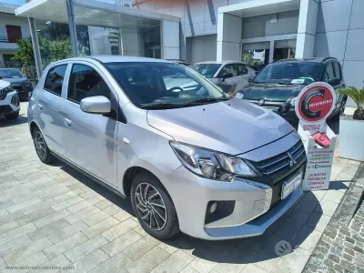 Usata Mitsubishi Space Star Intense 71 CV (52 kW) 2022 Argento Utilitaria