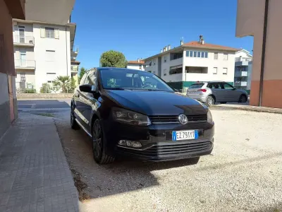 Usata VW Polo 90 CV (66 kW) 2015 Nero Berlina