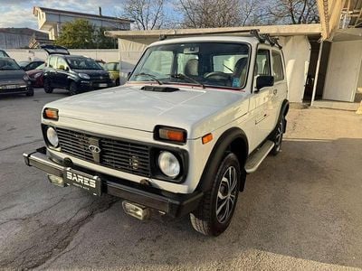 Usata Lada niva 80 CV (58 kW) 2008 Bianco SUV