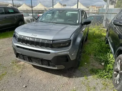 Usata Jeep Avenger Altitude 100 CV (73 kW) 2024 Grigio SUV