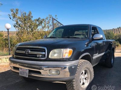 usata Toyota Tundra 2002 Pickup Truck dalla California