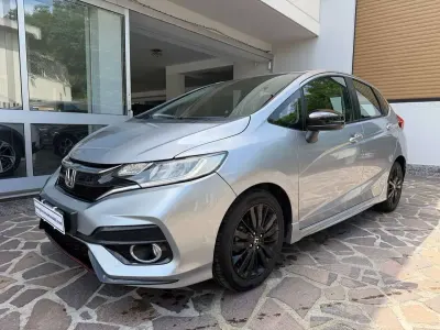 Usata Honda Jazz Dynamic 131 CV (96 kW) 2019 Argento Utilitaria