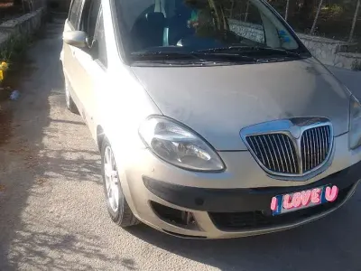 Usata Lancia Musa 95 CV (69 kW) 2007 Monovolume