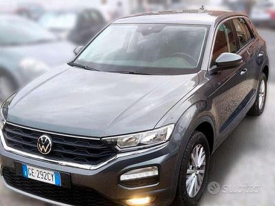 Usata VW T-Roc Business 150 CV (110 kW) 2021 Grigio SUV