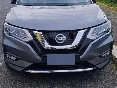 Usata Nissan X-Trail N-Connecta 131 CV (96 kW) 2018 Grigio SUV