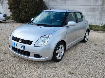 Usata Suzuki Swift 69 CV (50 kW) 2008 Argento Utilitaria