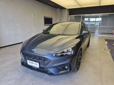Usata Ford Focus ST-Line 120 CV (88 kW) 2018 Grigio [cc8] Berlina