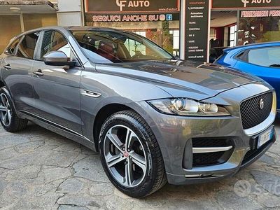Usata Jaguar F-Pace Pure 180 CV (132 kW) 2017 Grigio SUV