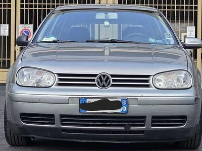 Usata VW Golf IV Highline 105 CV (77 kW) 2003 Grigio Berlina