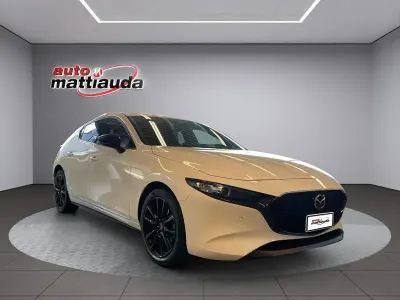 Usata Mazda 3 140 CV (102 kW) 2025 Arctic white Berlina