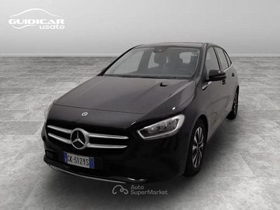 Usata Mercedes B180 116 CV (85 kW) 2022 Nero Monovolume