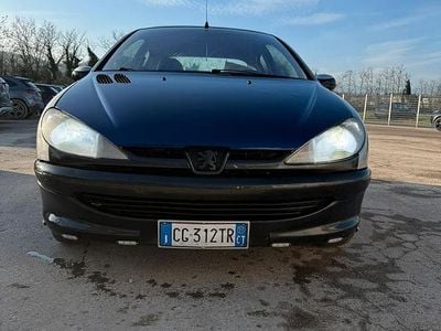 Usata Peugeot 206 68 CV (50 kW) 2004 Grigio Coupé