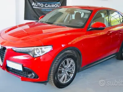 Usata Alfa Romeo Stelvio Business 160 CV (117 kW) 2021 Rosso SUV