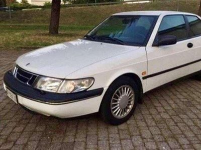 Usata Saab 900 131 CV (96 kW) 1994 Bianco Berlina