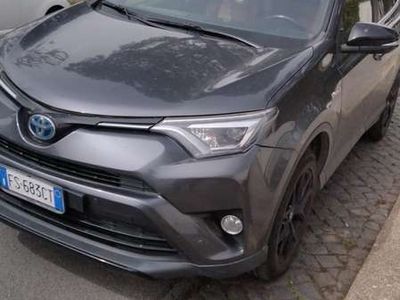 usata Toyota RAV4 Hybrid 