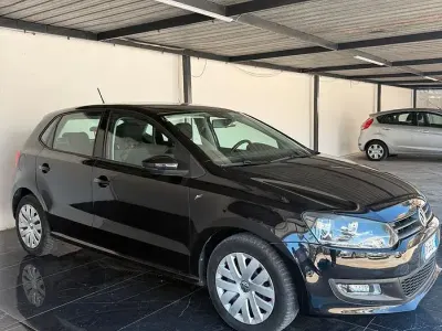 Begagnad VW Polo Highline 86 HK (63 kW) 2010 Svart Halvkombi