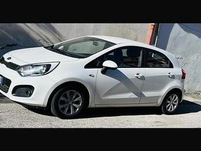 Usata Kia Rio 75 CV (55 kW) 2013 Berlina