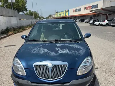 Usata Lancia Ypsilon