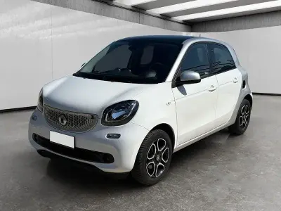 Usata Smart ForFour Passion 89 CV (65 kW) 2018 Bianco Utilitaria