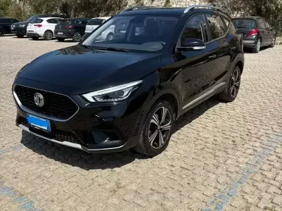 Usata MG ZS 106 CV (77 kW) 2024 Nero SUV
