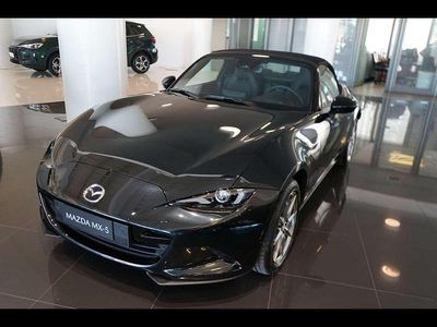 Nuova Mazda MX5 Exclusive-Line 132 CV (97 kW) 2025 Vernice metallizzata jet black Cabrio