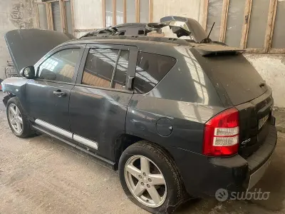 Usata Jeep Compass 140 CV (102 kW) 2007 Nero SUV