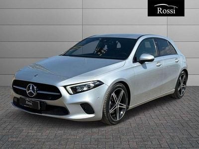Usata Mercedes A180 116 CV (85 kW) 2019 Grigio chiaro metallizzato Berlina