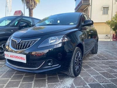 Usata Lancia Ypsilon S 69 CV (50 kW) 2024 Nero Utilitaria