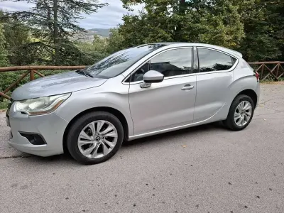 Usata Citroën DS4 So Chic 111 CV (81 kW) 2012 Argento Utilitaria