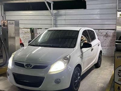 Usata Hyundai i20 Classic 77 CV (56 kW) 2009 Bianco Utilitaria