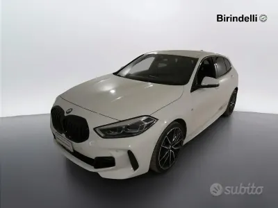 Gebraucht BMW 120 Shadowline 190 PS (139 kW) 2023 Weiß Kleinwagen