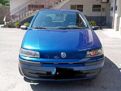 Usata Fiat Punto 80 CV (58 kW) 2002 Blu Utilitaria