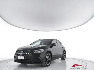 Usata Mercedes GLA200 Premium 150 CV (110 kW) 2022 Nero SUV
