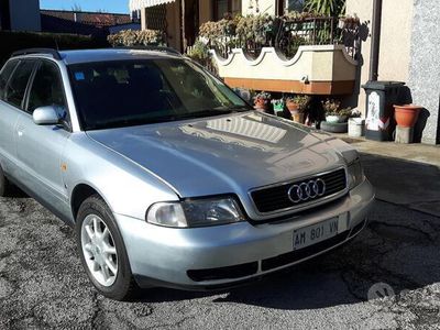 usata Audi A4 AVANT 110 cv