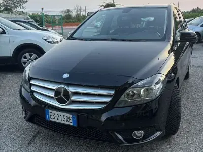 Usata Mercedes B180 Premium 109 CV (80 kW) 2013 Other Utilitaria
