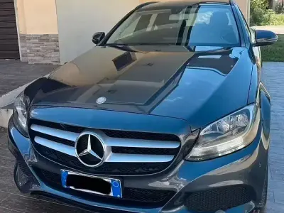 Käytetty Mercedes C200 Business 136 HP (100 kW) 2016 Harmaa Farmari